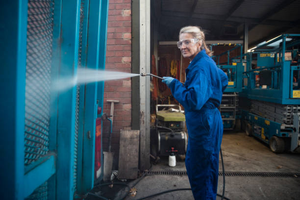 Best Factory Floor Cleaning  in Tower Lakes, IL